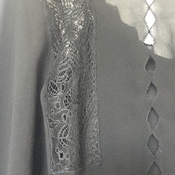 BCBGMaxAzria Black Silk Blouse Sz XXS - Picture 6 of 13